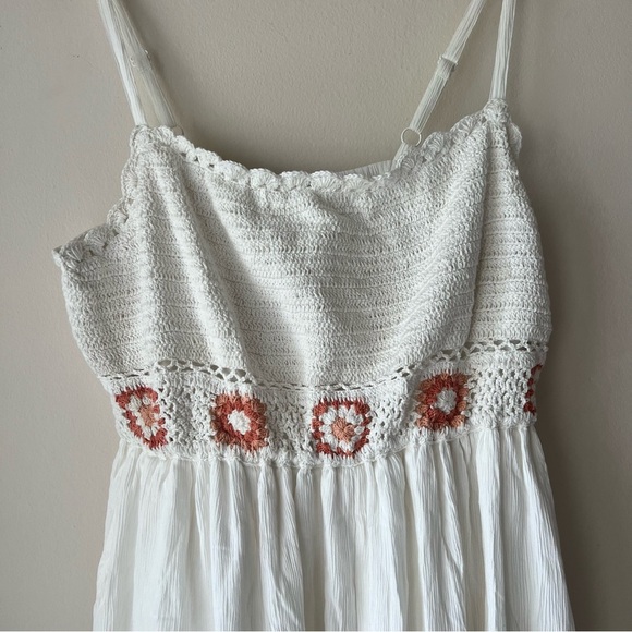 TORRID Maxi Crochet Detail Trapeze Dress GRANNY SQUARE CROCHET SIZE large 00X - Picture 4 of 13